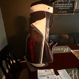 Taylormade golf bag